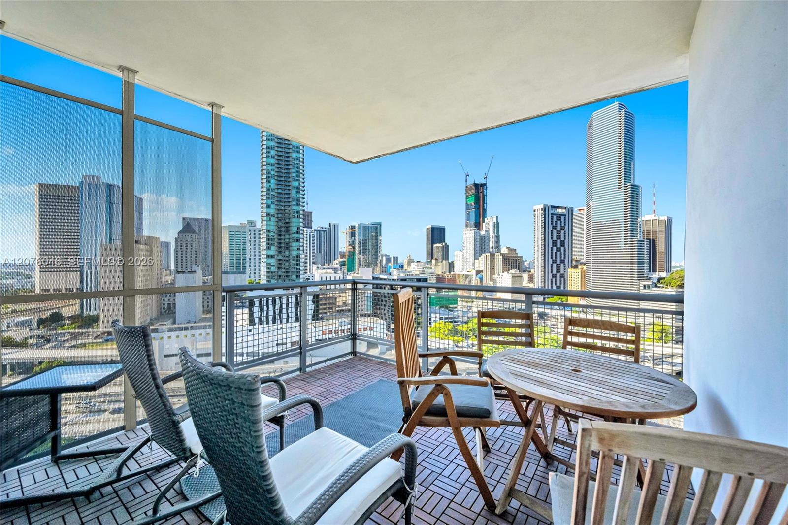 350 S Miami Ave Unit: 2009