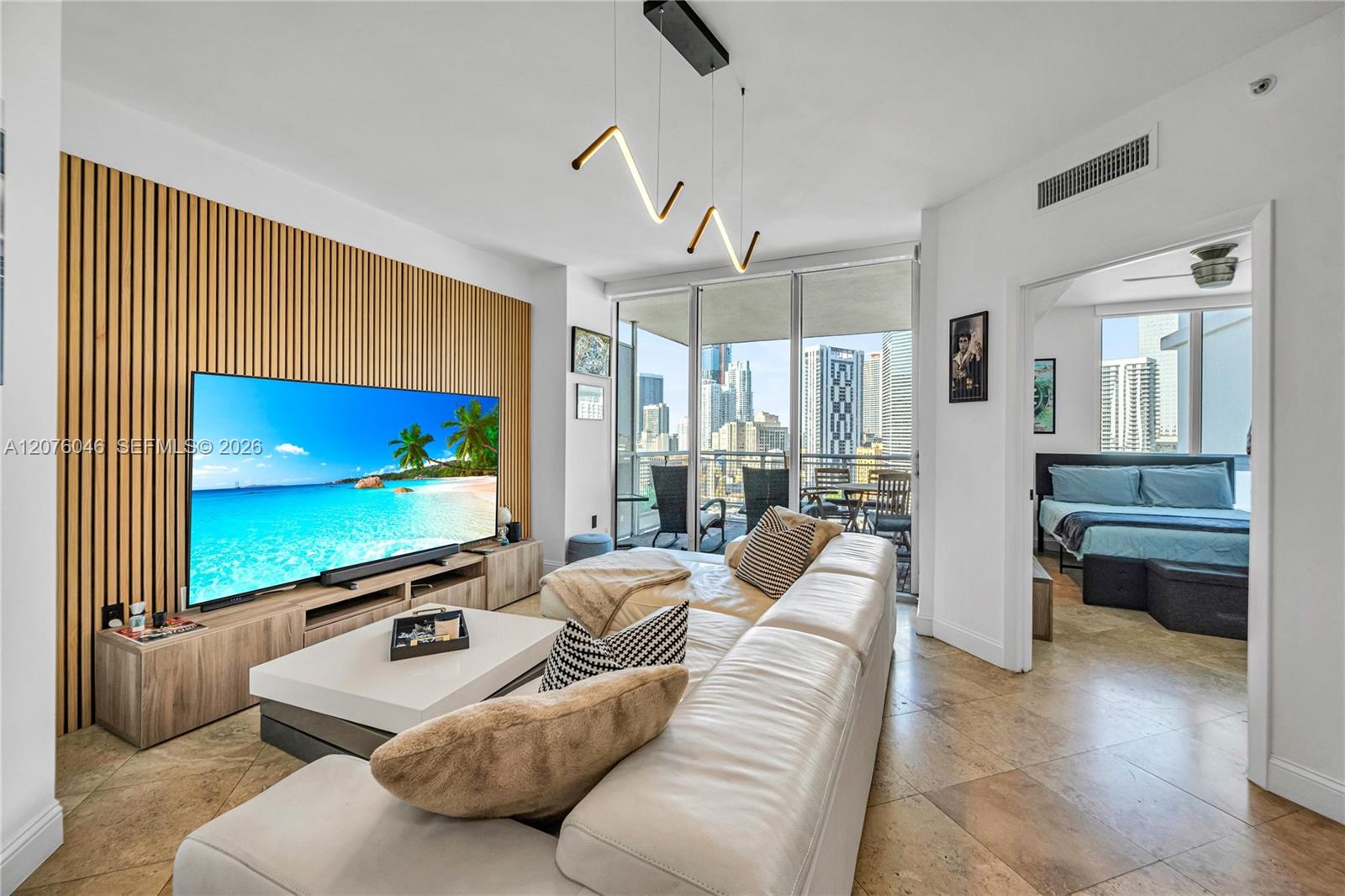 350 S Miami Ave Unit: 2009