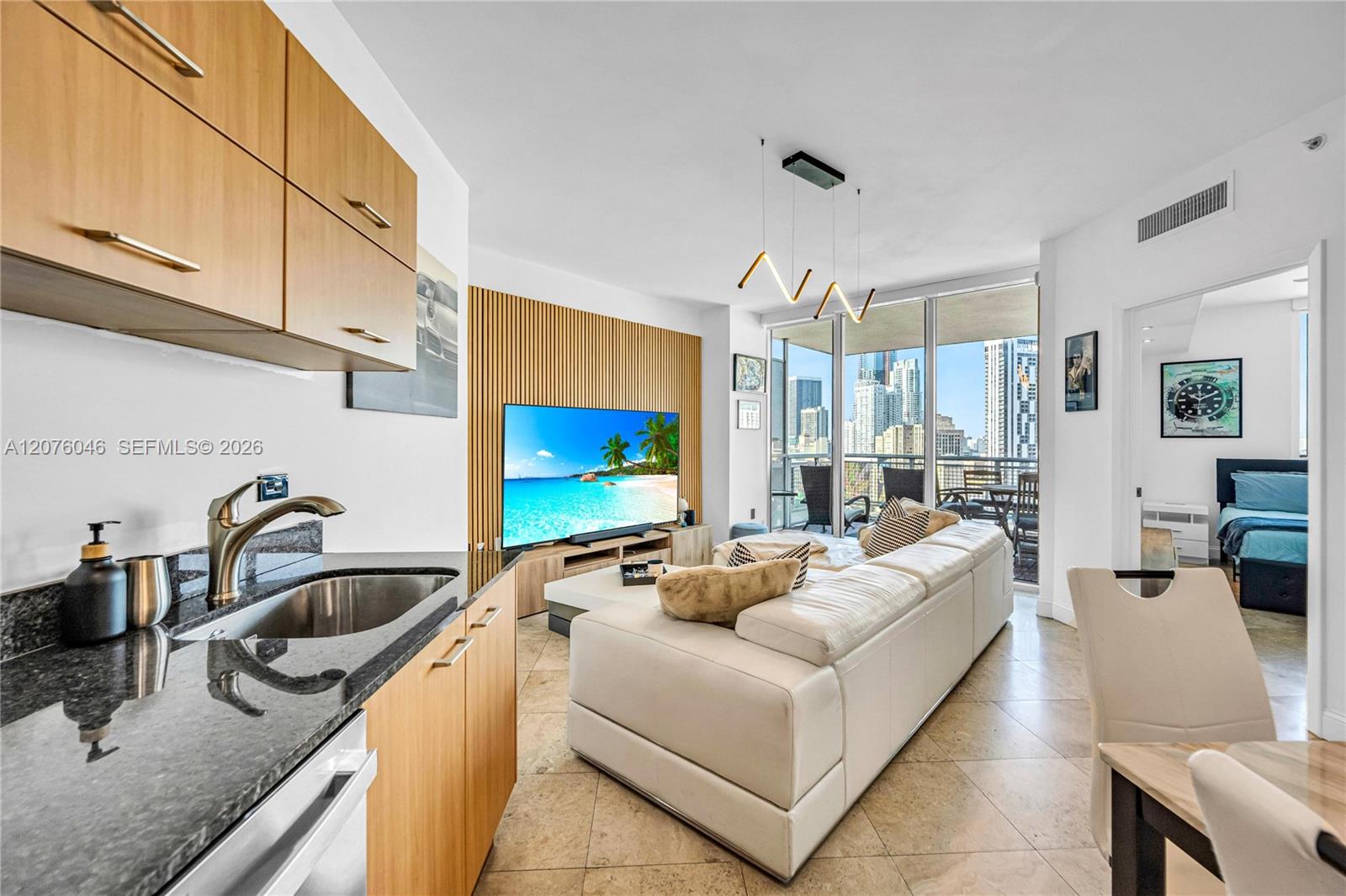 350 S Miami Ave Unit: 2009