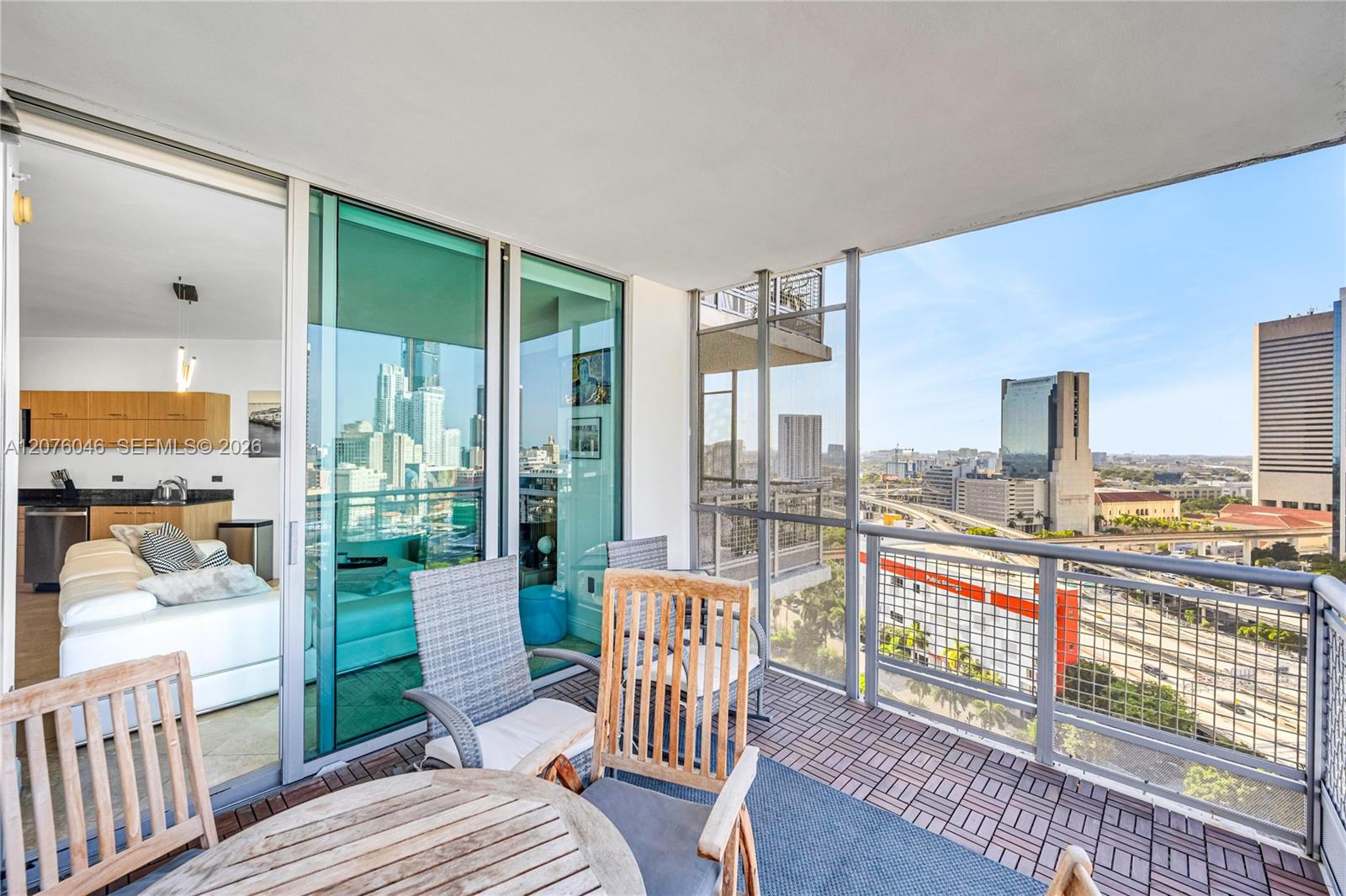 350 S Miami Ave Unit: 2009