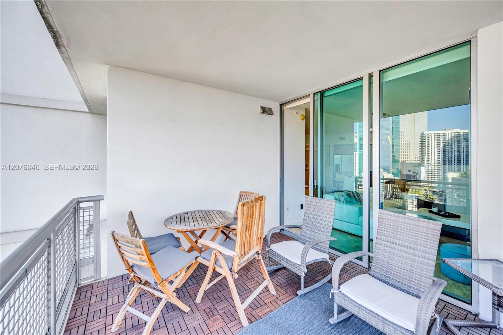350 S Miami Ave Unit: 2009