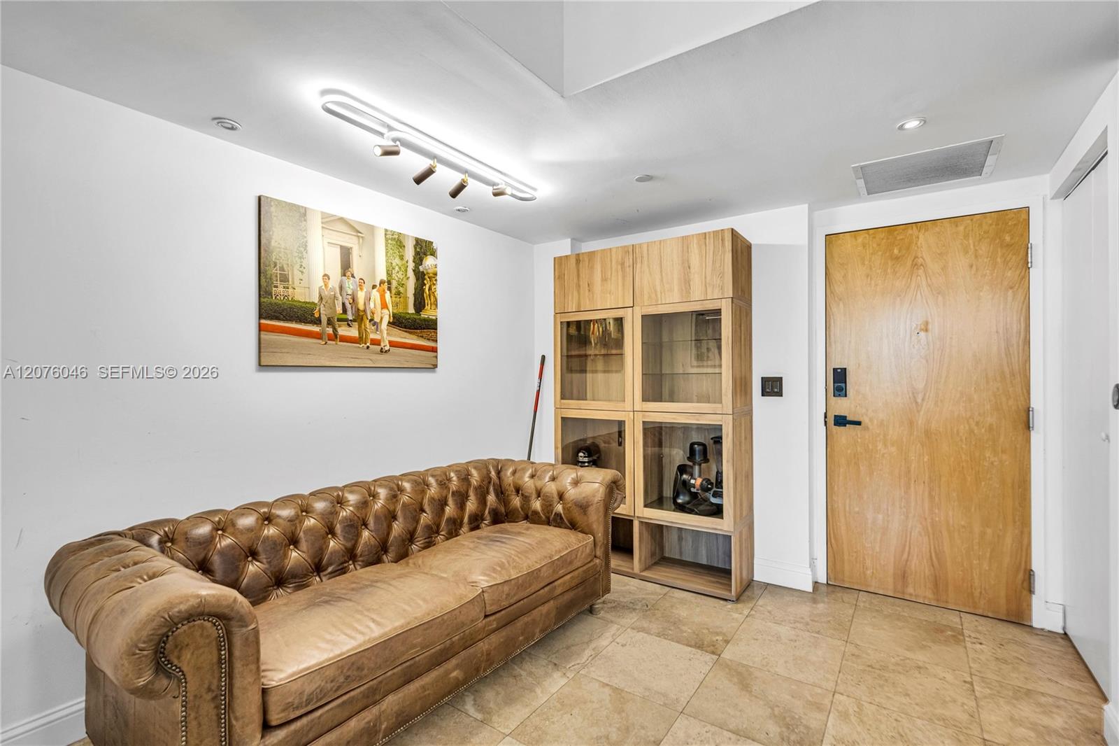 350 S Miami Ave Unit: 2009