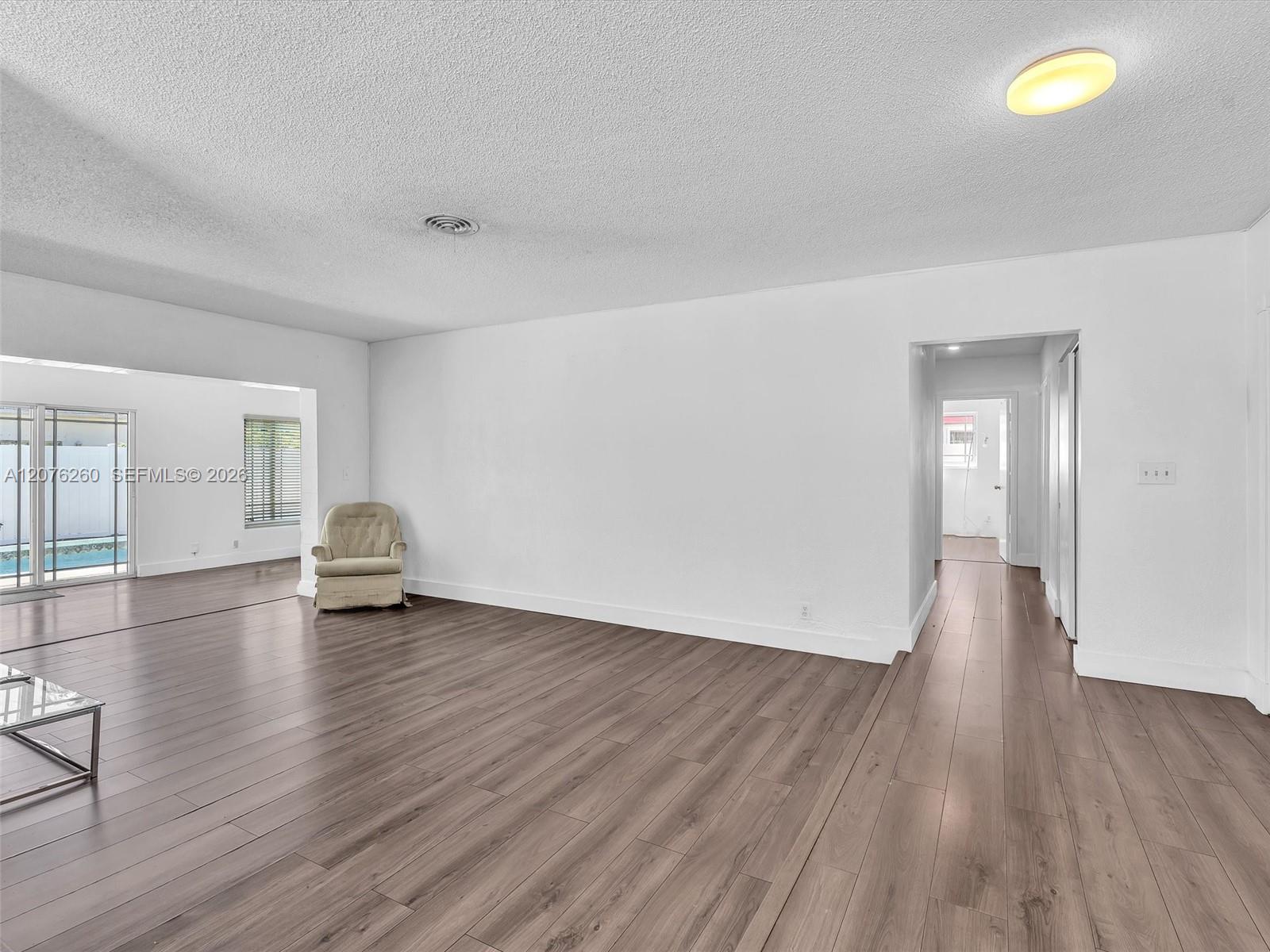 6520 SW 7th Ct