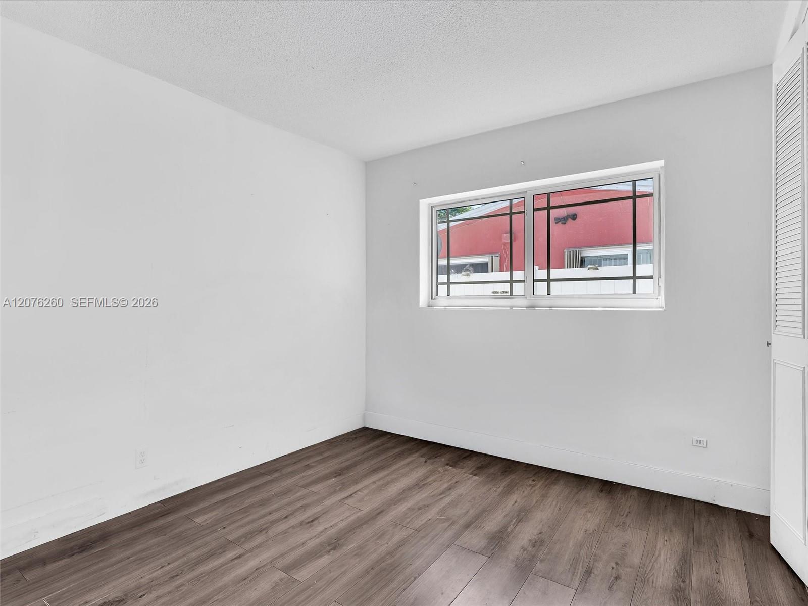 6520 SW 7th Ct