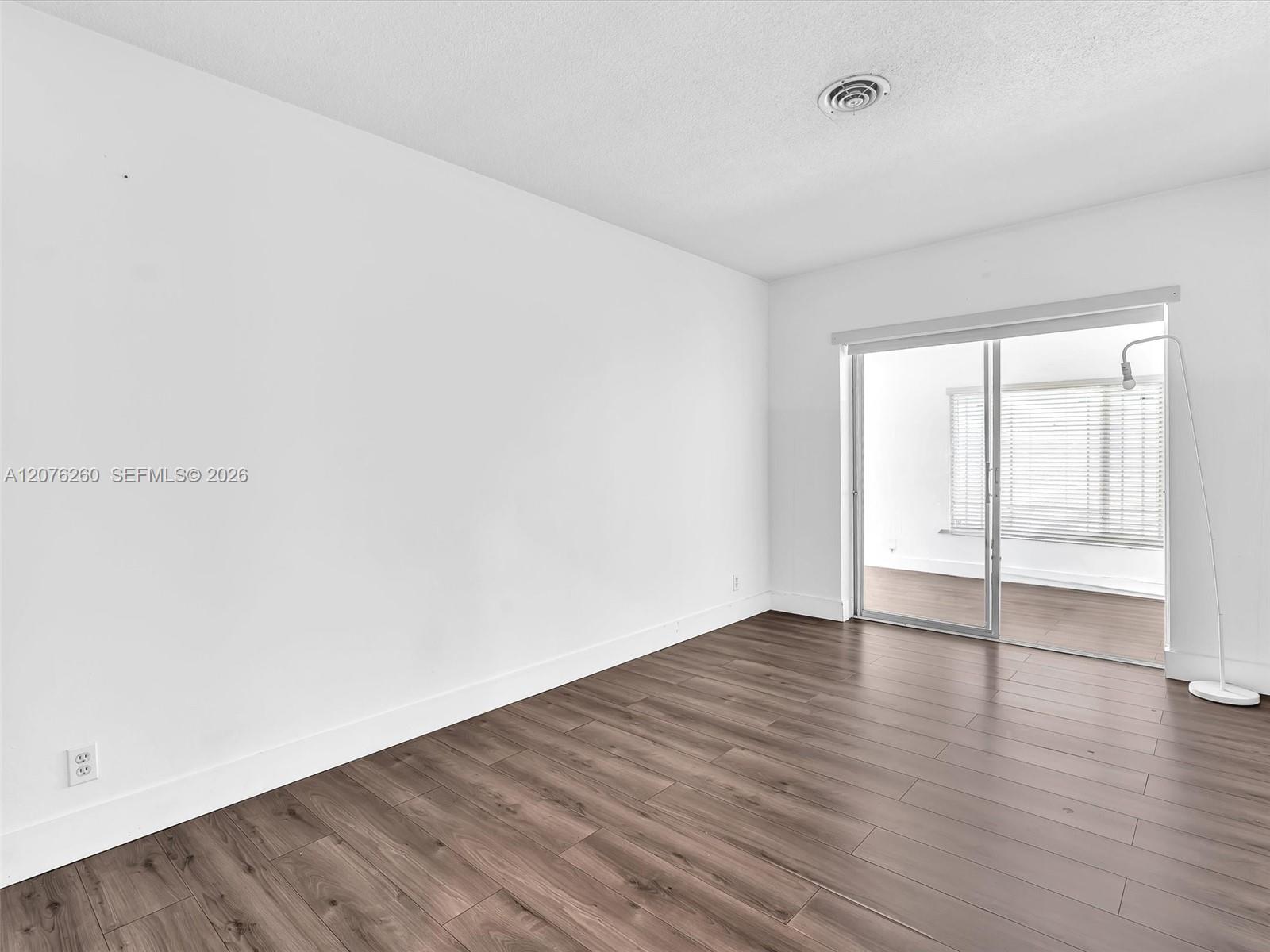 6520 SW 7th Ct