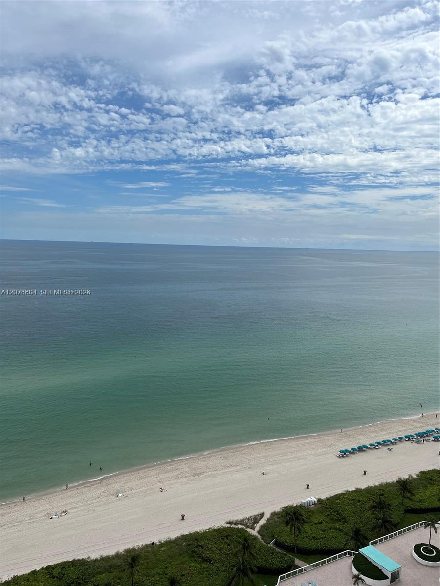 16485 Collins Ave # 2538