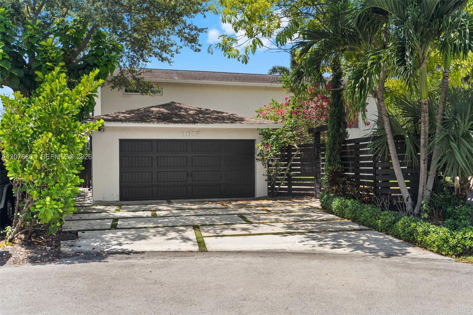 1617 SW 17th Ave