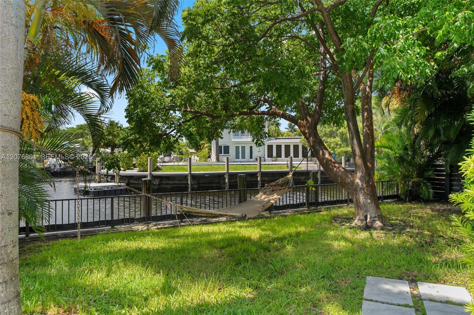 1617 SW 17th Ave
