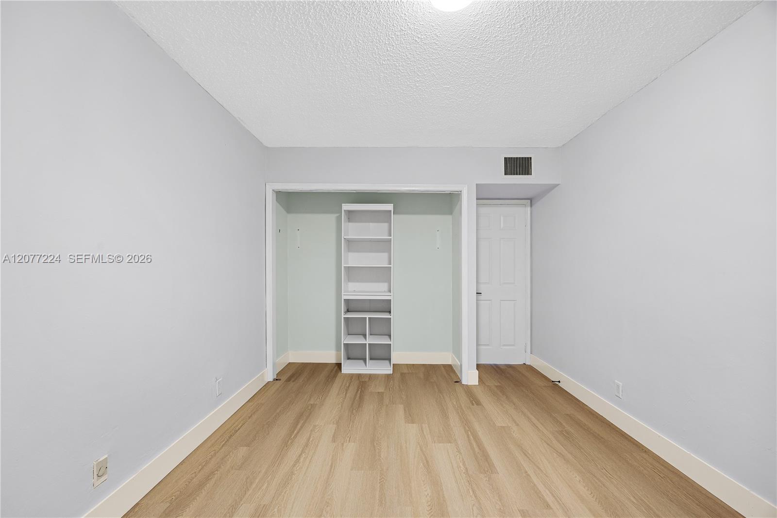 3301 Spanish Moss Ter # 803