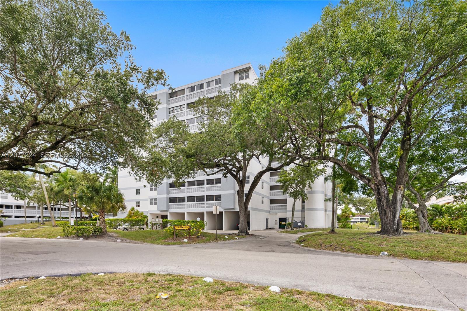 3301 Spanish Moss Ter # 803