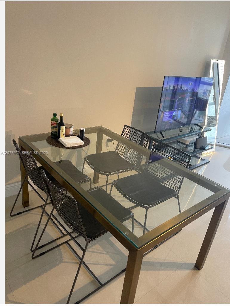475 Brickell Ave # 808
