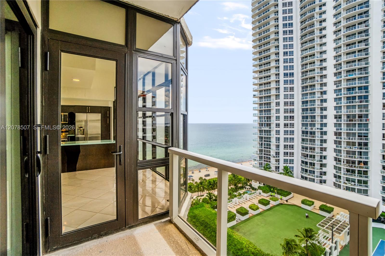 6423 S Collins Ave # 1702