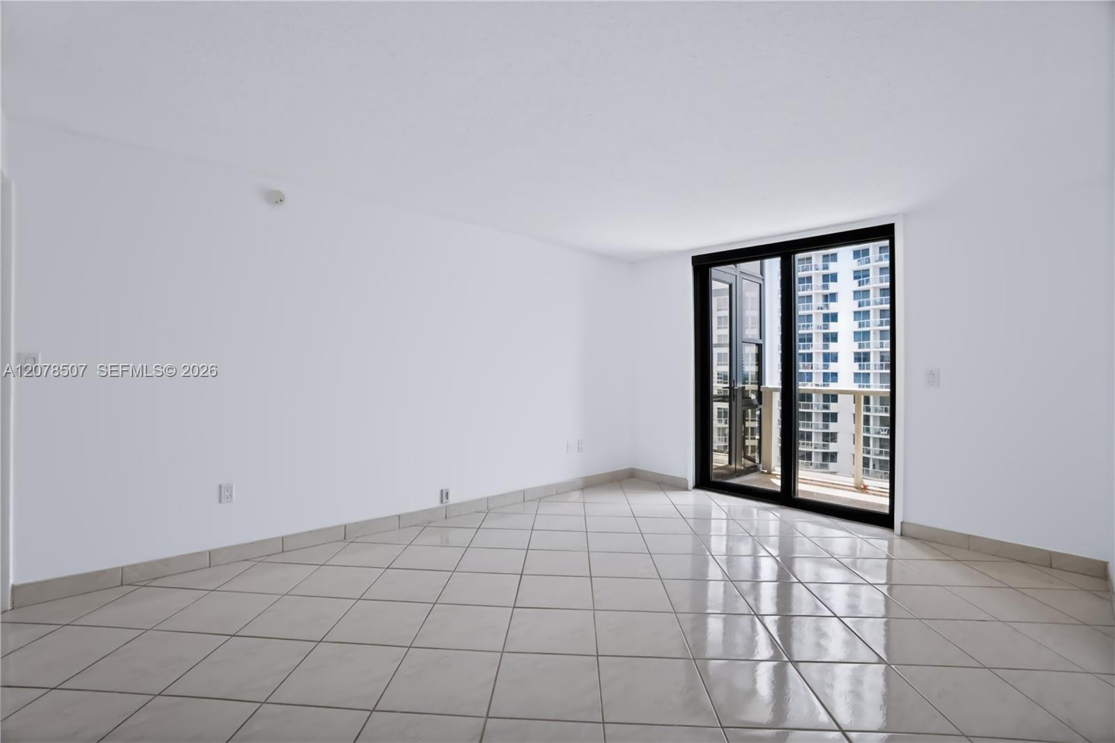 6423 S Collins Ave # 1702