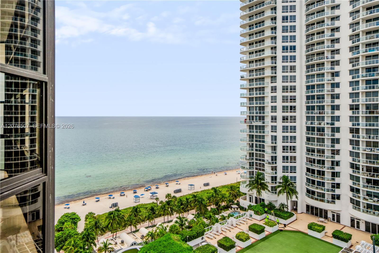 6423 S Collins Ave # 1702