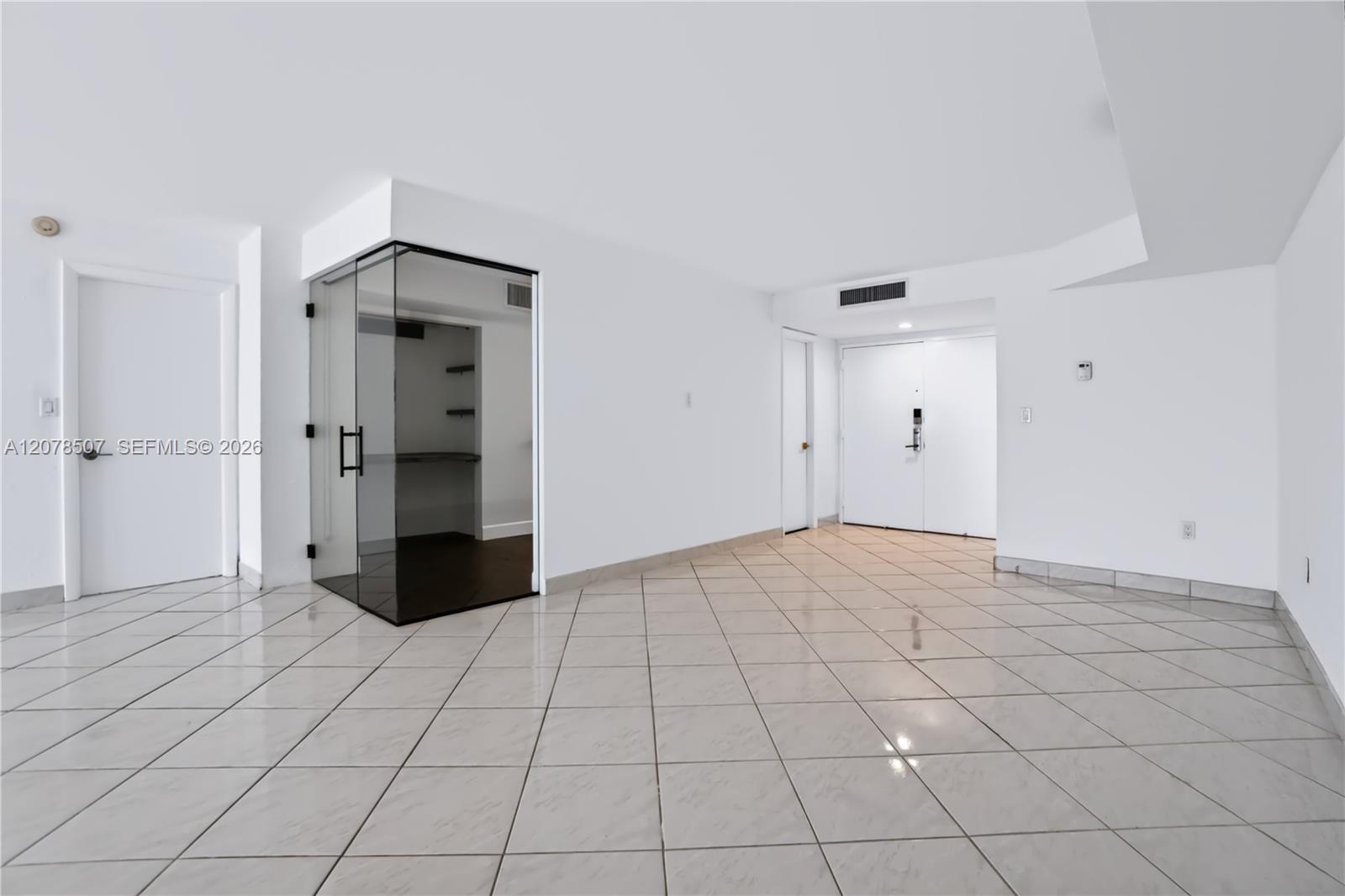 6423 S Collins Ave # 1702