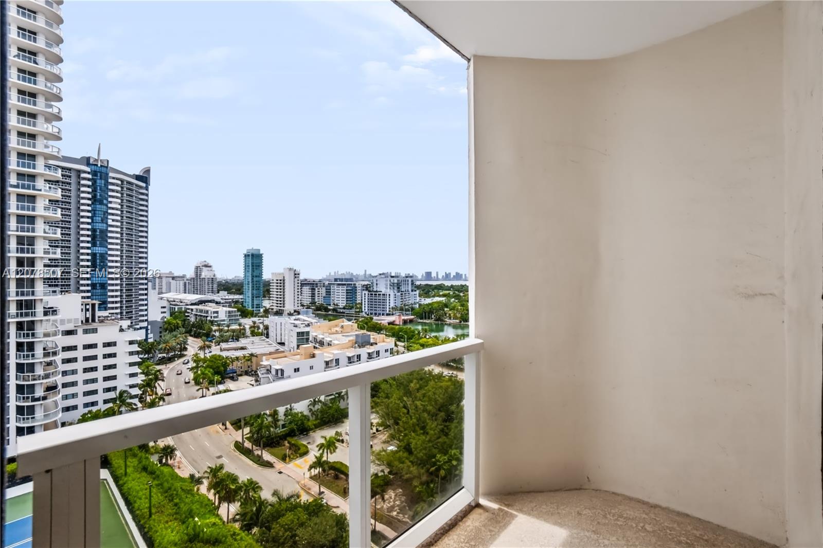 6423 S Collins Ave # 1702