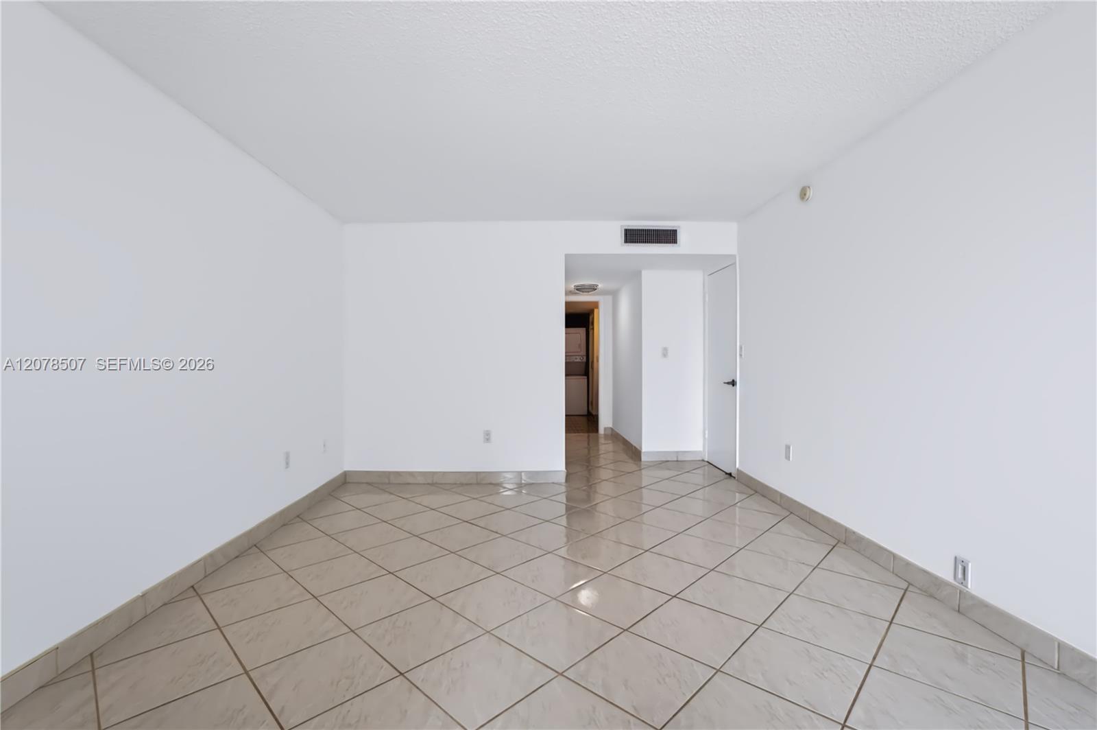 6423 S Collins Ave # 1702