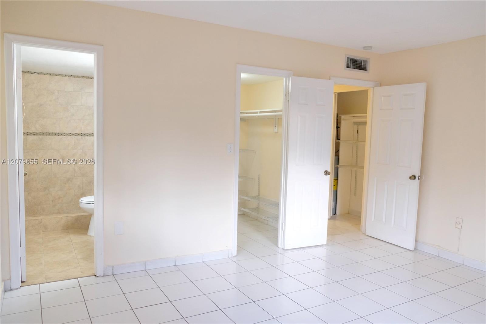 9962 SW 88th St # 7 Unit: 722-7