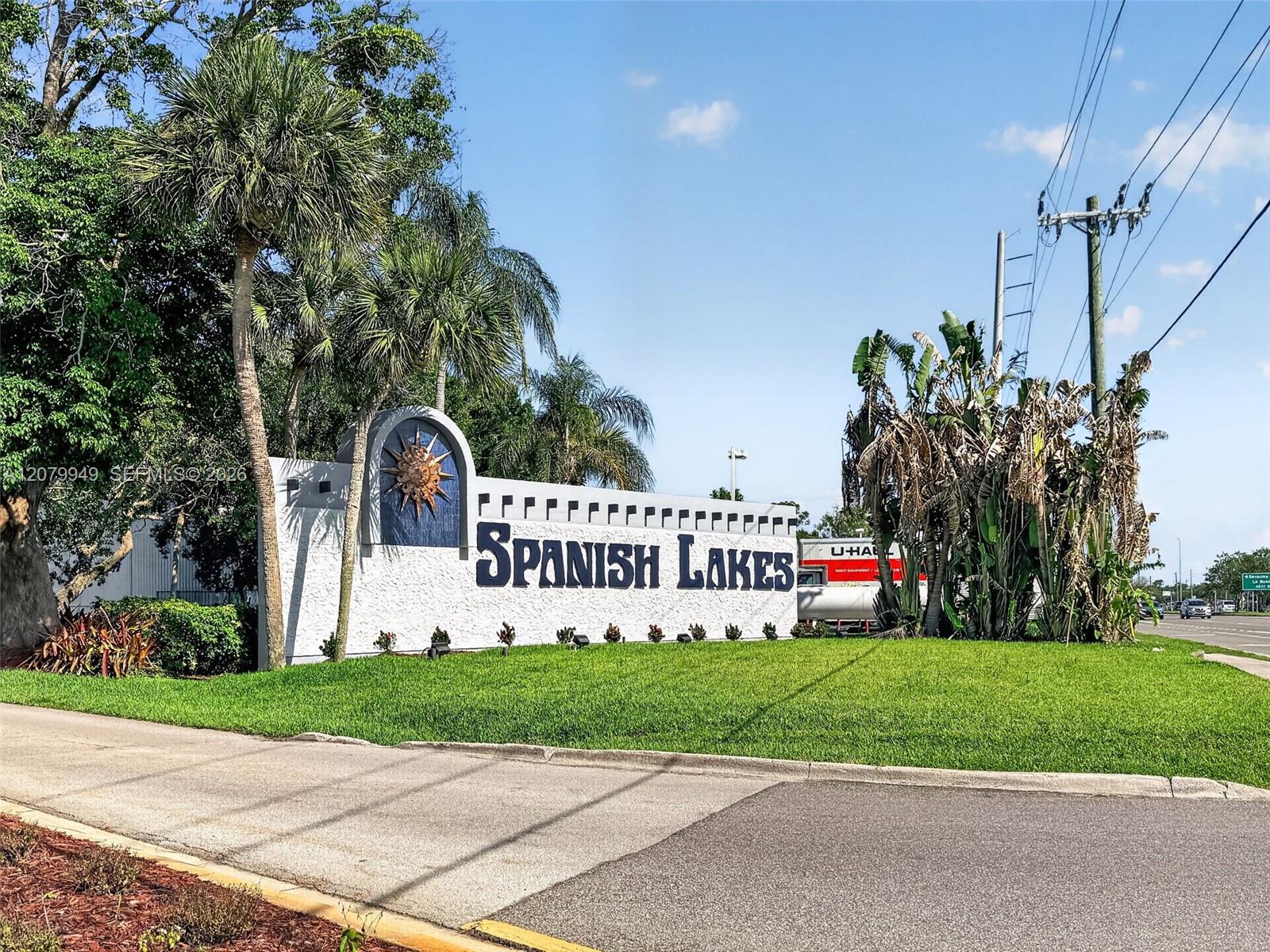 12 Barcelona Ln, Port St. Lucie