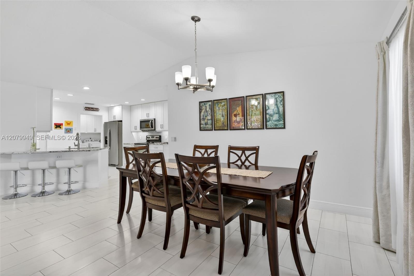 12 Barcelona Ln, Port St. Lucie