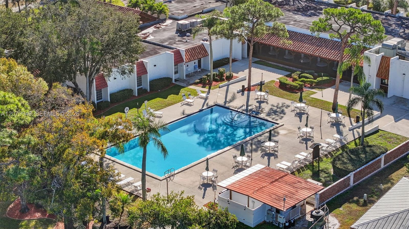 12 Barcelona Ln, Port St. Lucie