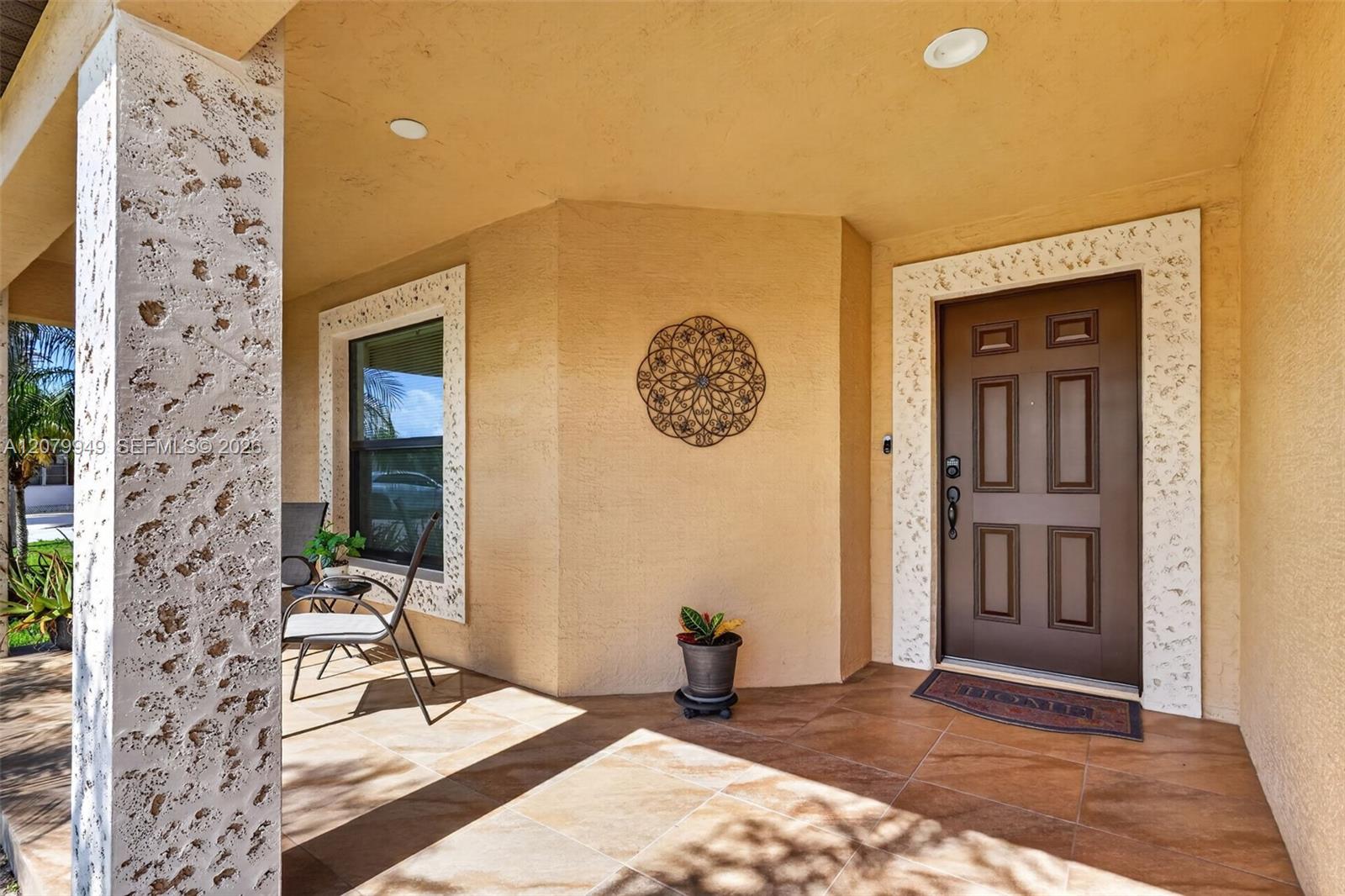 12 Barcelona Ln, Port St. Lucie