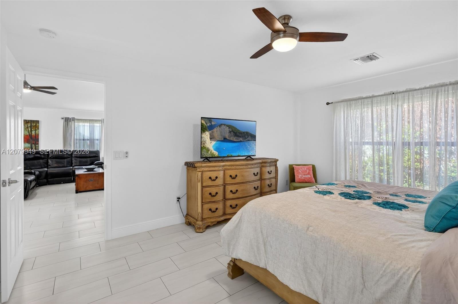 12 Barcelona Ln, Port St. Lucie