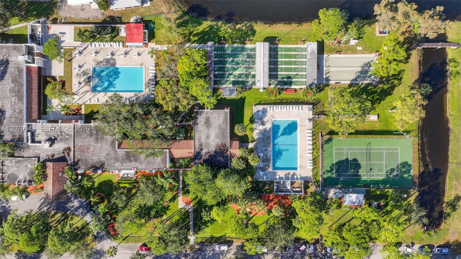 12 Barcelona Ln, Port St. Lucie