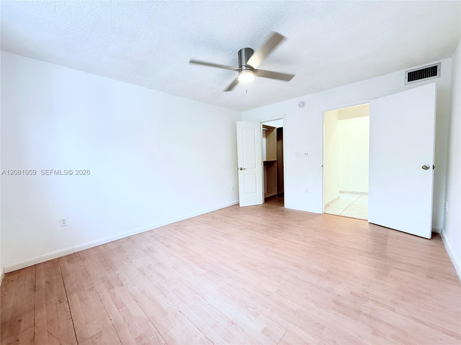720 Collins Ave # 204