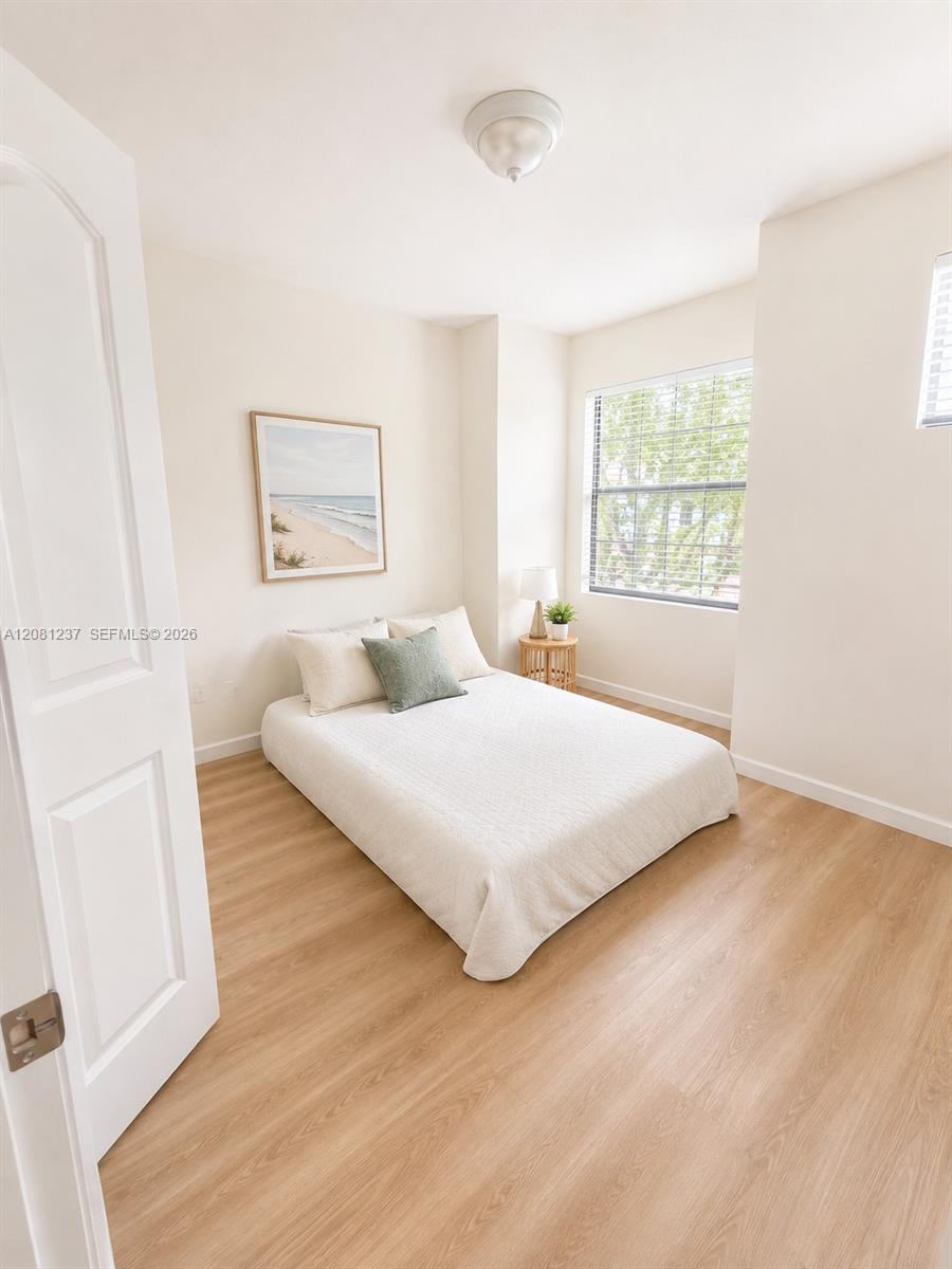 103 Gramercy Square Dr