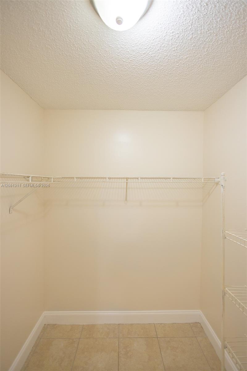 5681 Riverside Dr Unit: 105A6