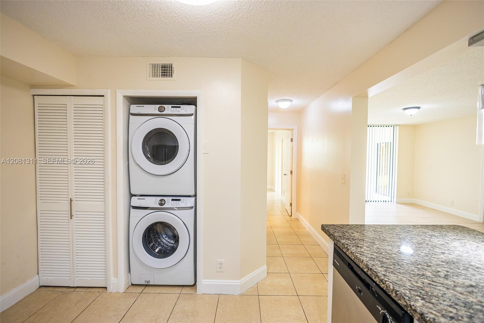 5681 Riverside Dr Unit: 105A6