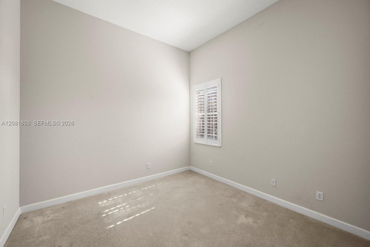303 NW Somerset Cir, Port St. Lucie