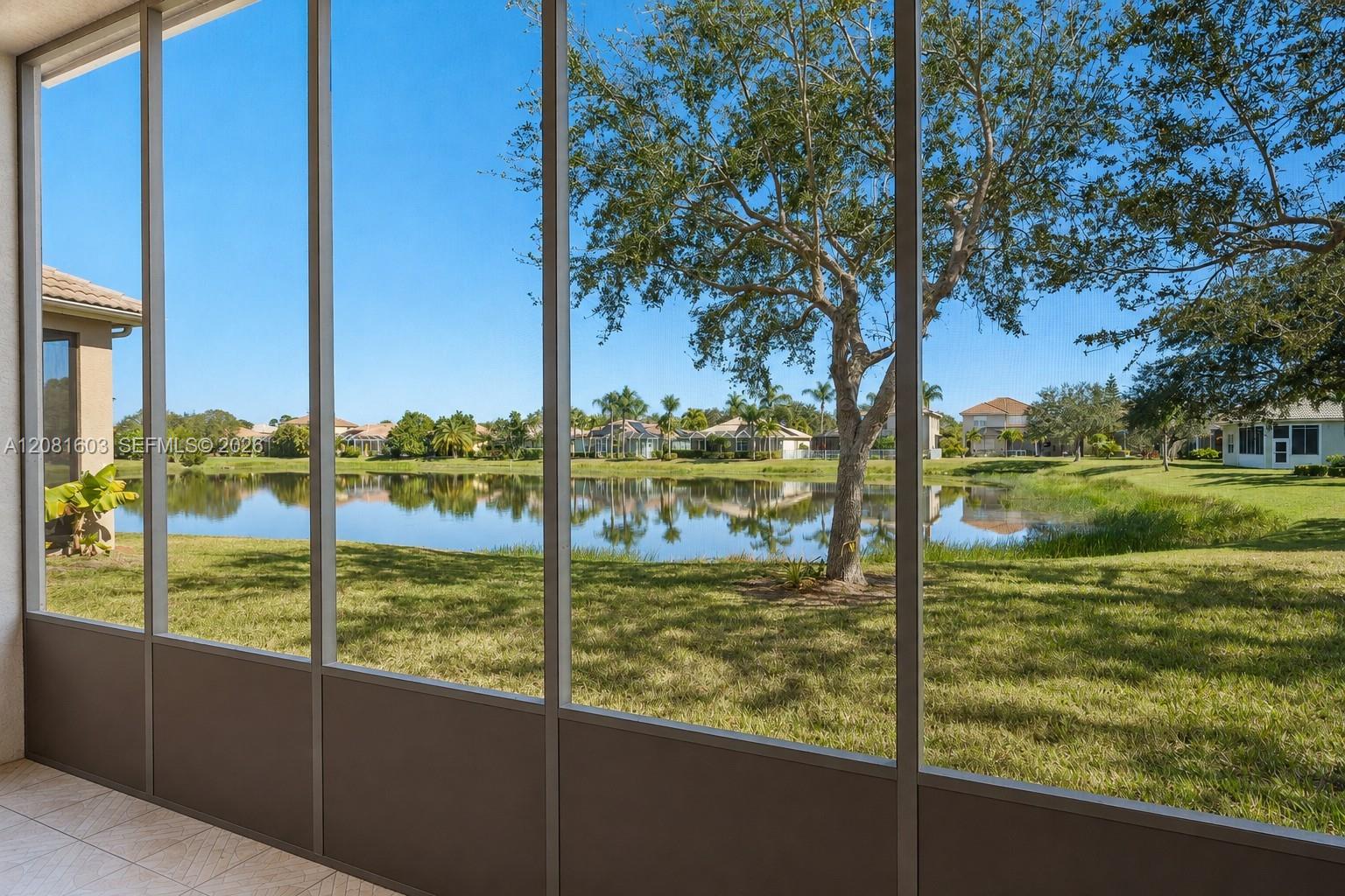 303 NW Somerset Cir, Port St. Lucie