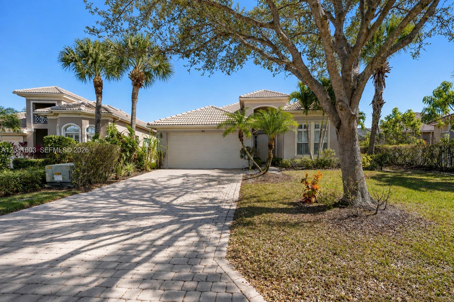 303 NW Somerset Cir, Port St. Lucie