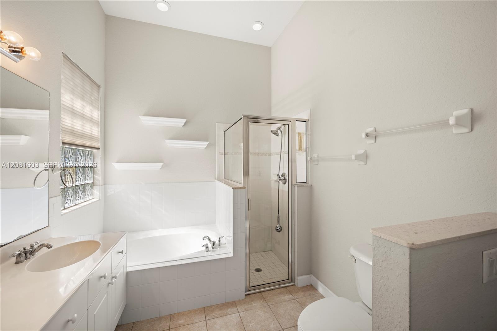 303 NW Somerset Cir, Port St. Lucie