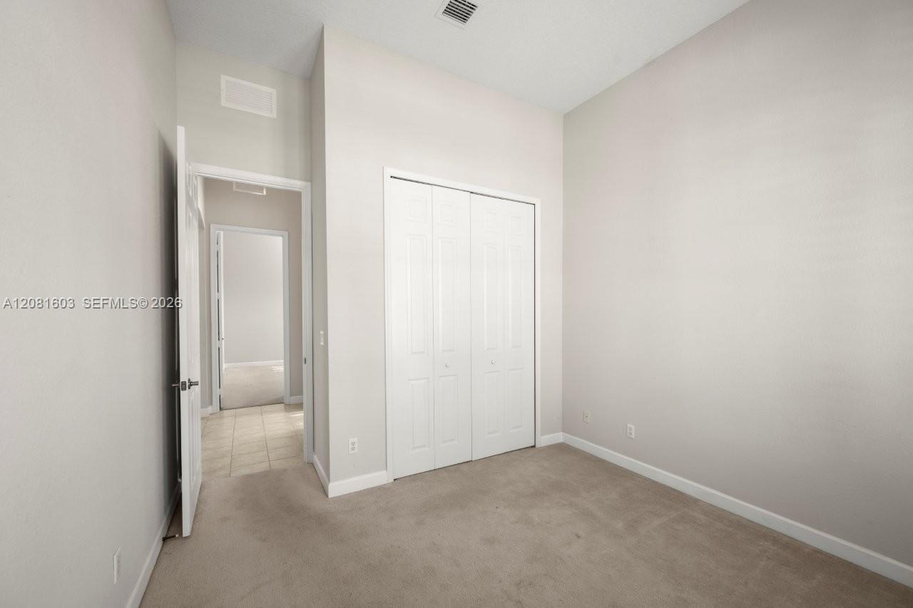 303 NW Somerset Cir, Port St. Lucie
