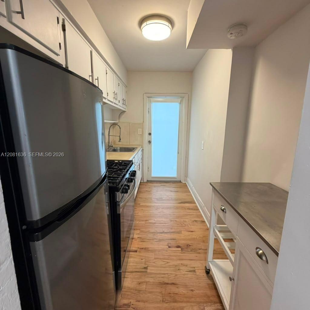 6944 Byron Ave # 9