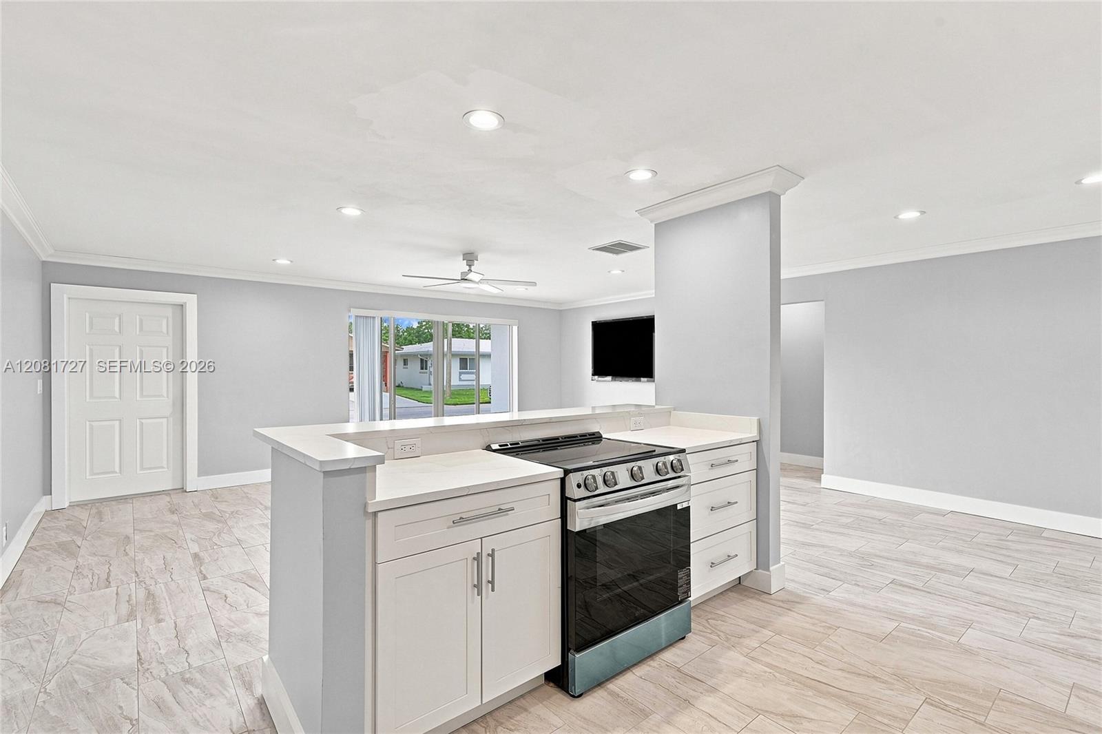 4716 NW 48th Ave