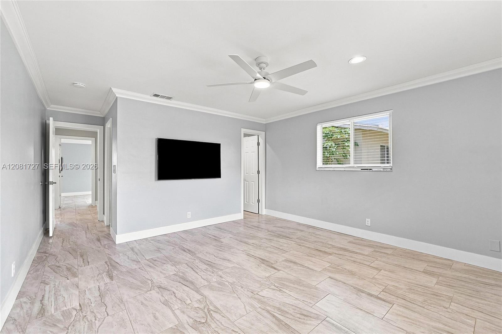 4716 NW 48th Ave