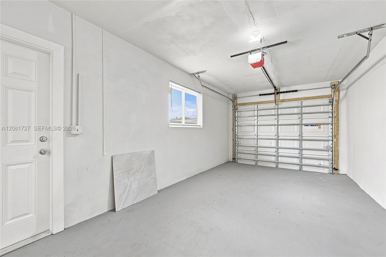 4716 NW 48th Ave