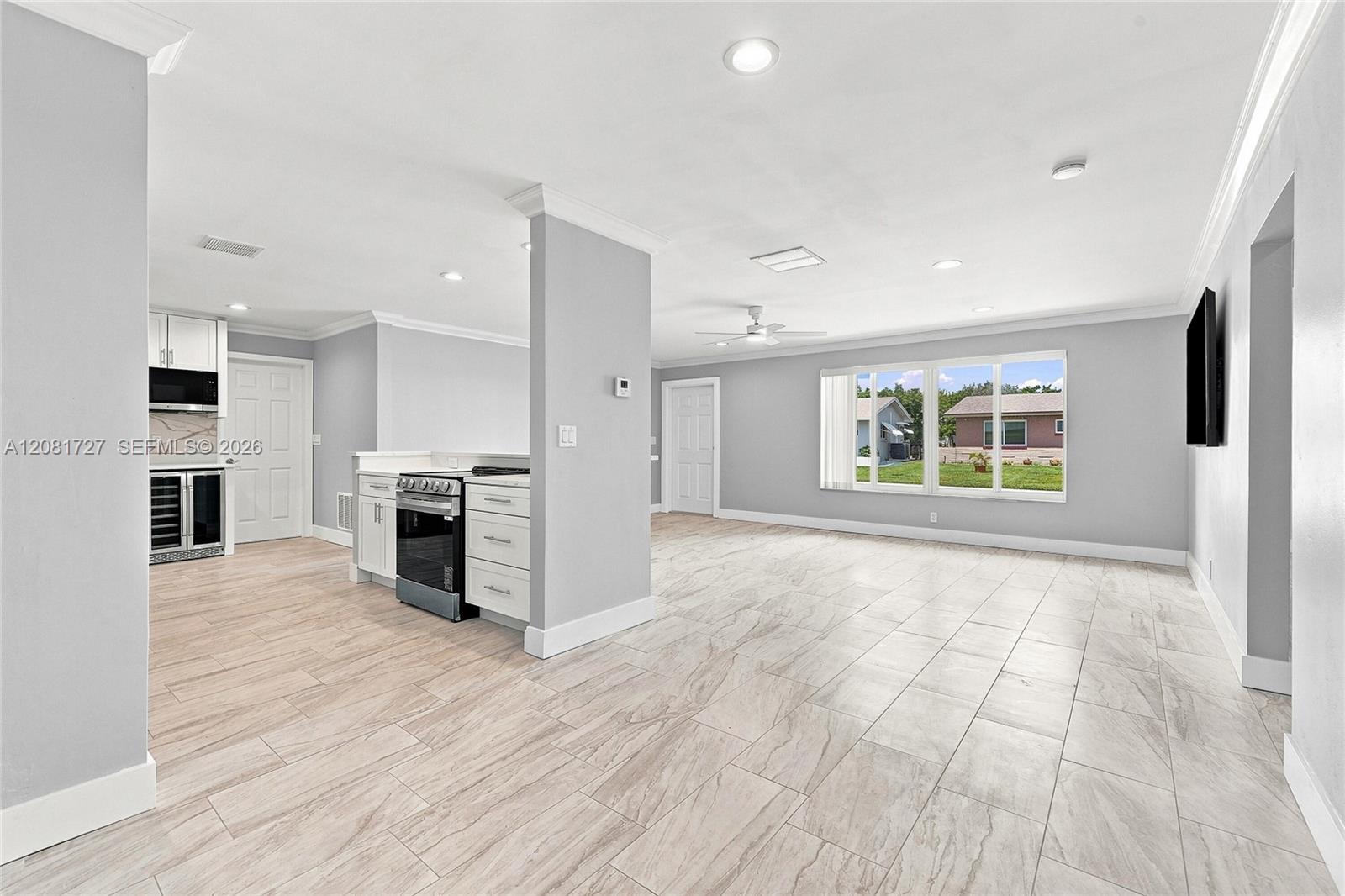 4716 NW 48th Ave