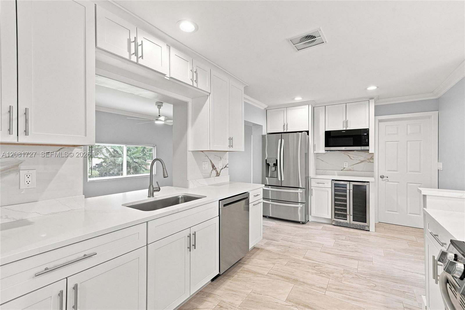4716 NW 48th Ave