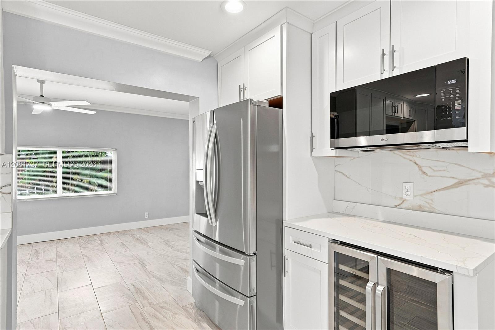 4716 NW 48th Ave