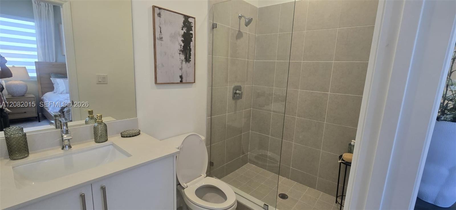 1534 NE 5 Unit: AVE