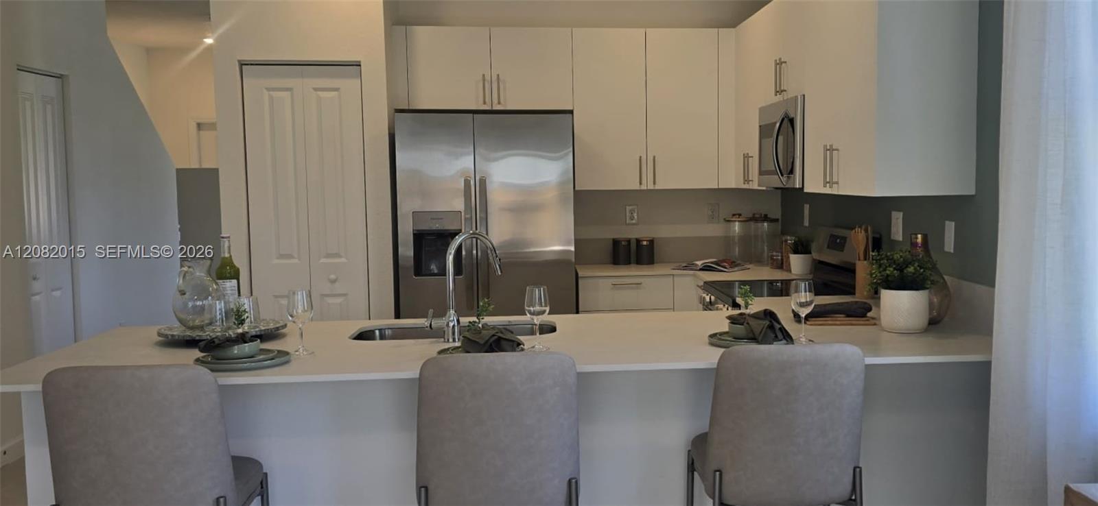 1534 NE 5 Unit: AVE