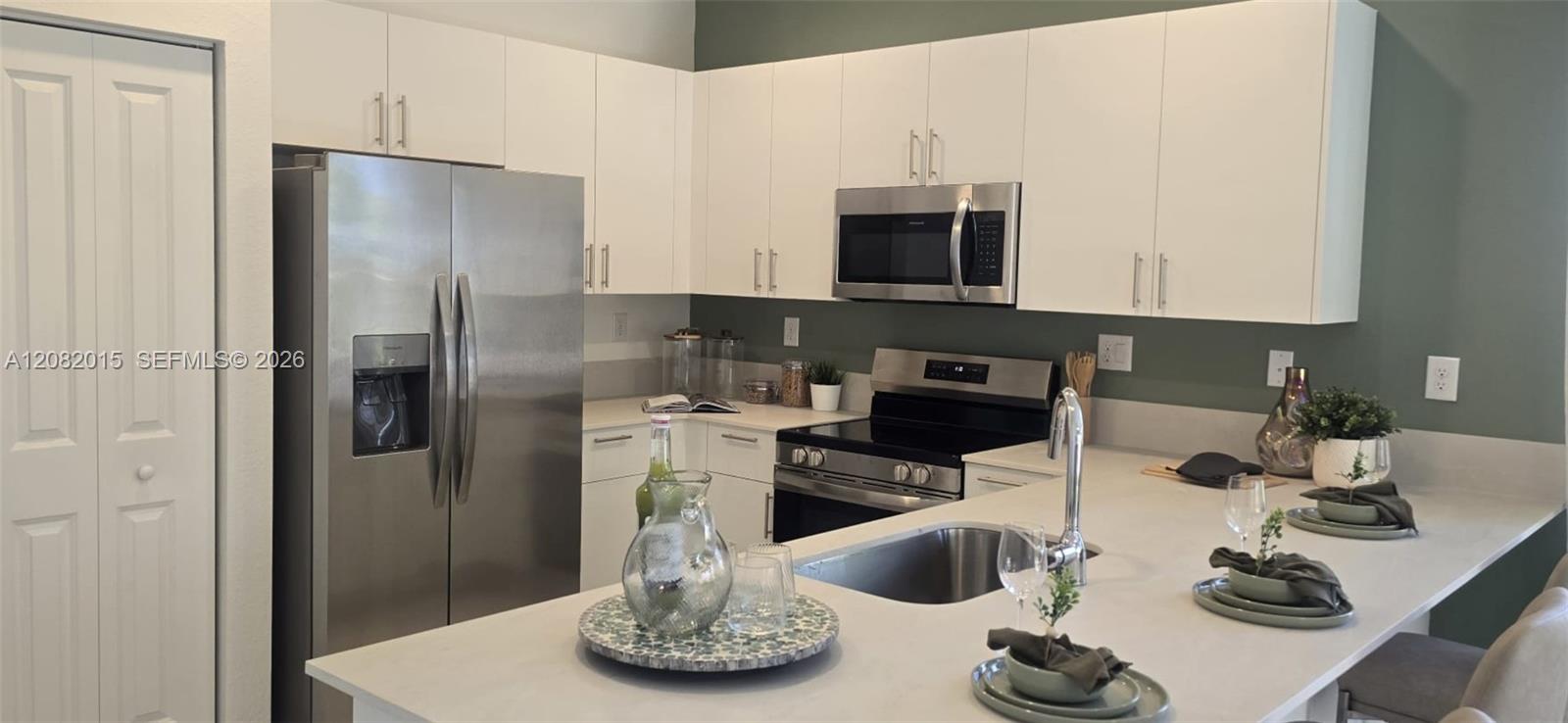 1534 NE 5 Unit: AVE