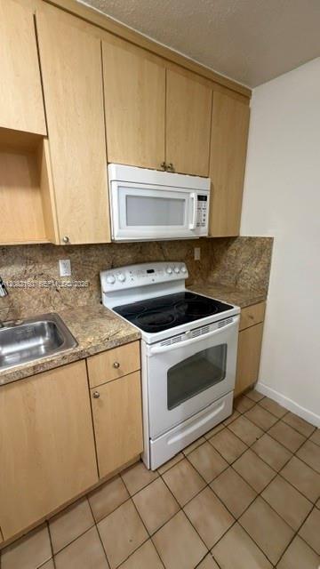 6070 W 18th Ave # 306
