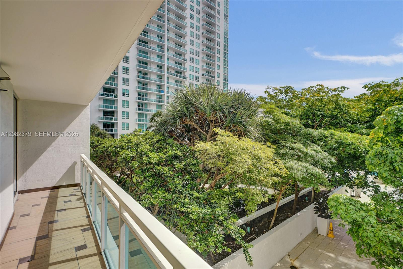 951 Brickell Ave # 1106