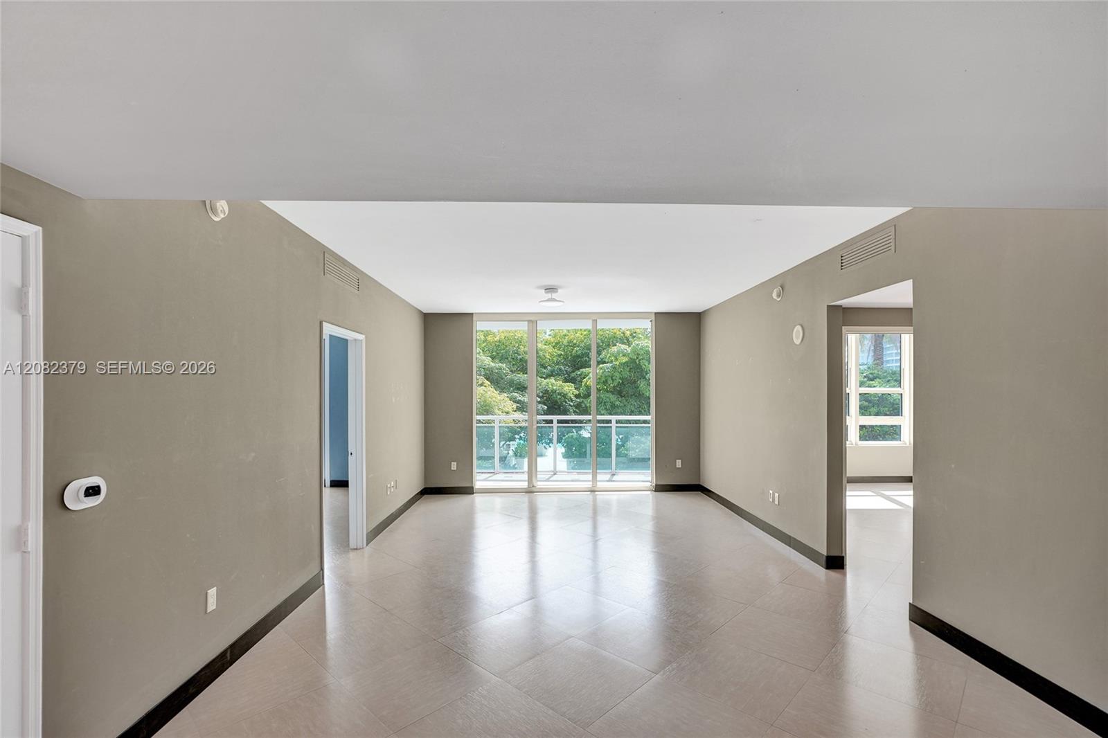 951 Brickell Ave # 1106